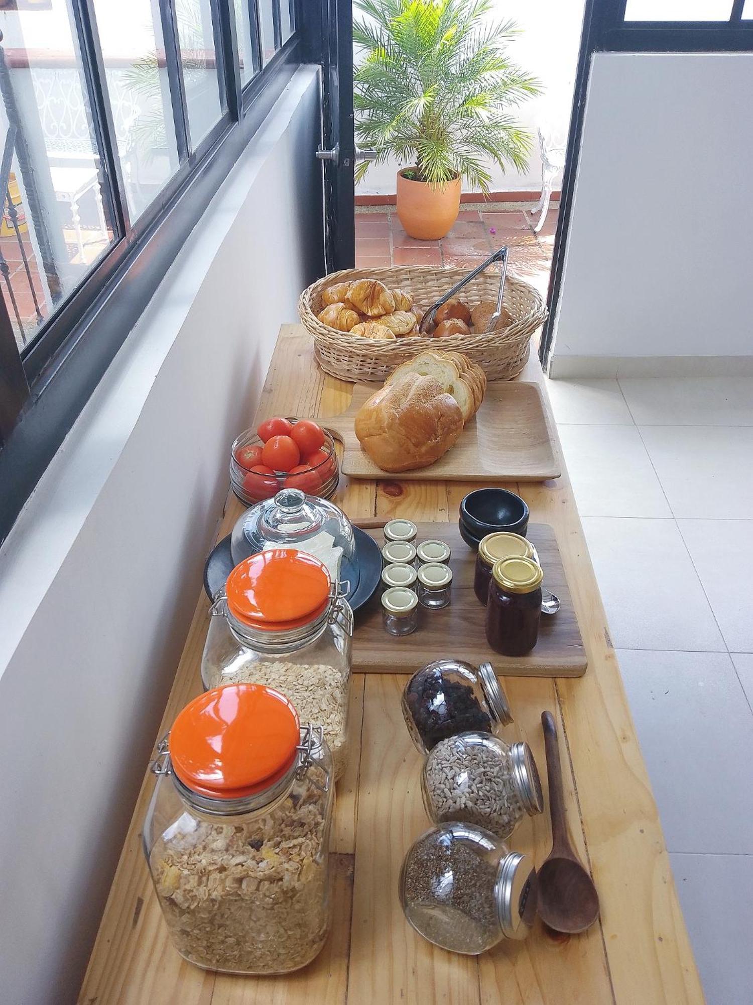 Casita De Piedra Bed and Breakfast Bogotá Eksteriør billede